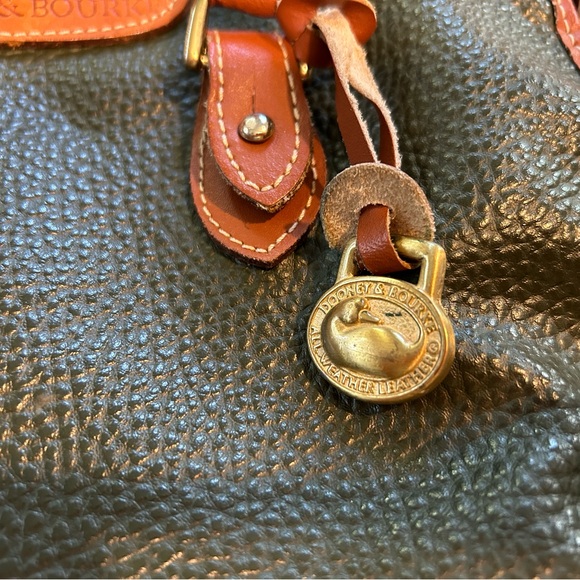 Vintage Hunter Green Dooney & Bourke Bag - Picture 4 of 6